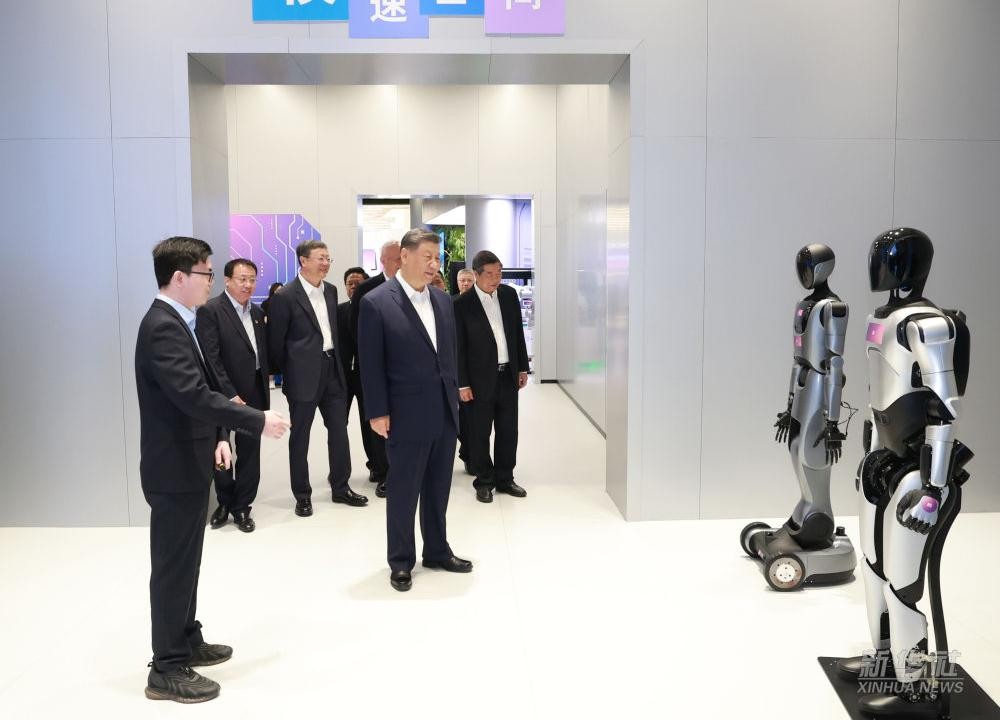 习近平总书记到上海调研，开云电竞代表具身智能行业汇报进展